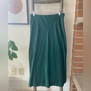 Women’s MIDI Satin Green Skirt